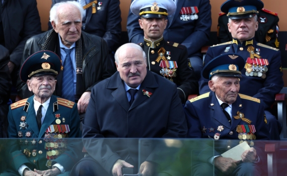Тихановский отругал белорусов за 1000 евро: что мешает оппозиционеру дальше бороться с лукашизмом